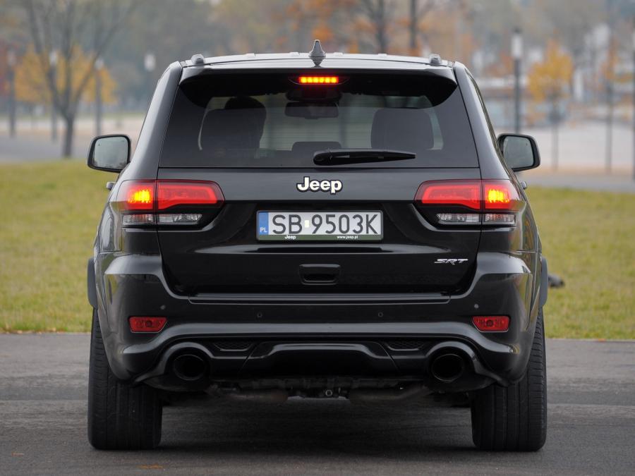  Jeep Grand Cherokee SRT 2013 года  (EU) (фото 8 из 14)